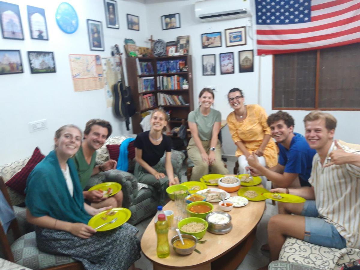 Zigzag Homestay Agra  Extérieur photo