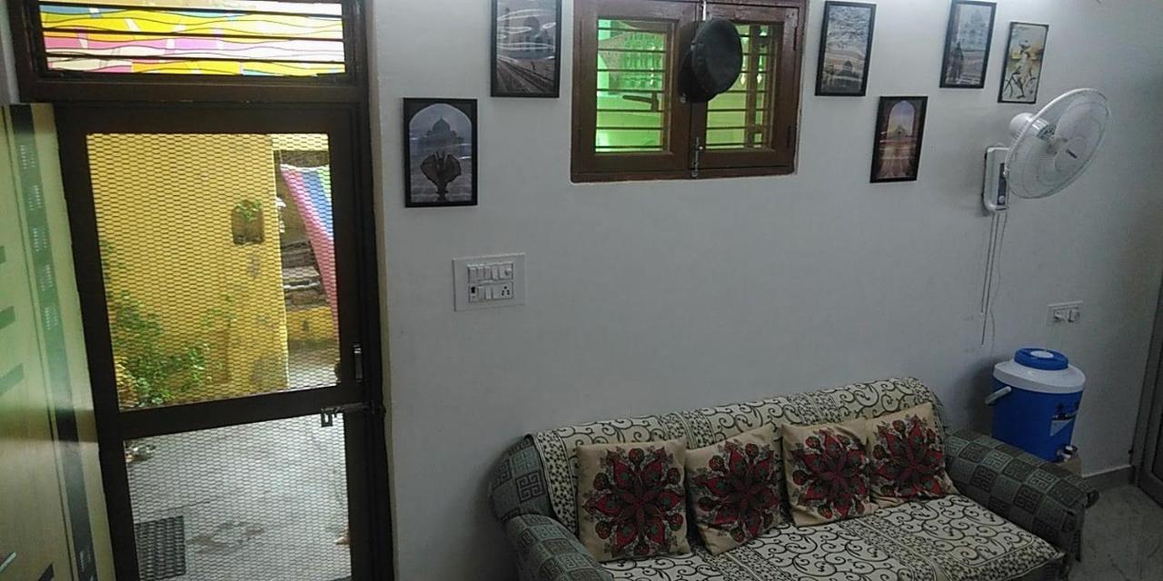 Zigzag Homestay Agra  Extérieur photo