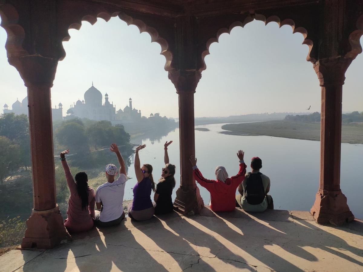 Zigzag Homestay Agra  Extérieur photo