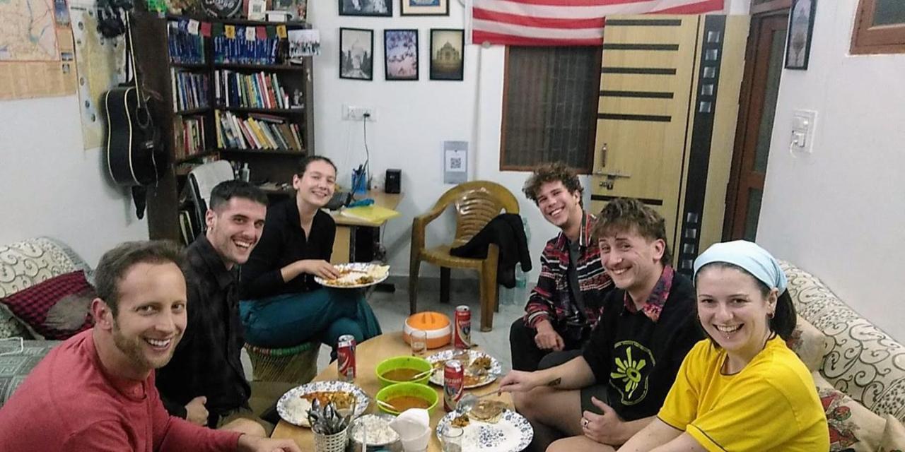 Zigzag Homestay Agra  Extérieur photo