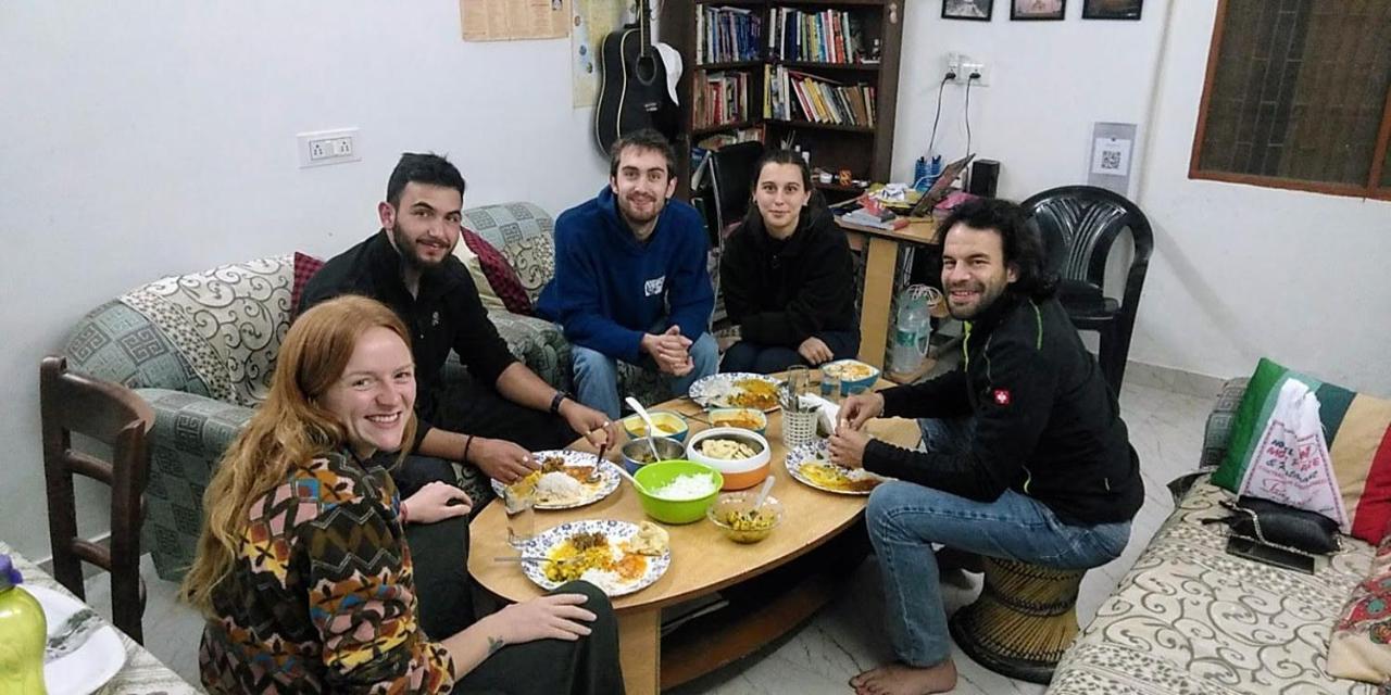 Zigzag Homestay Agra  Extérieur photo