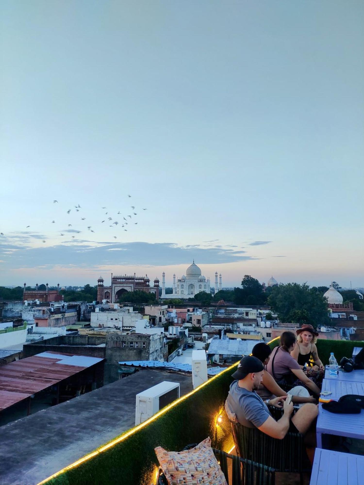 Zigzag Homestay Agra  Extérieur photo