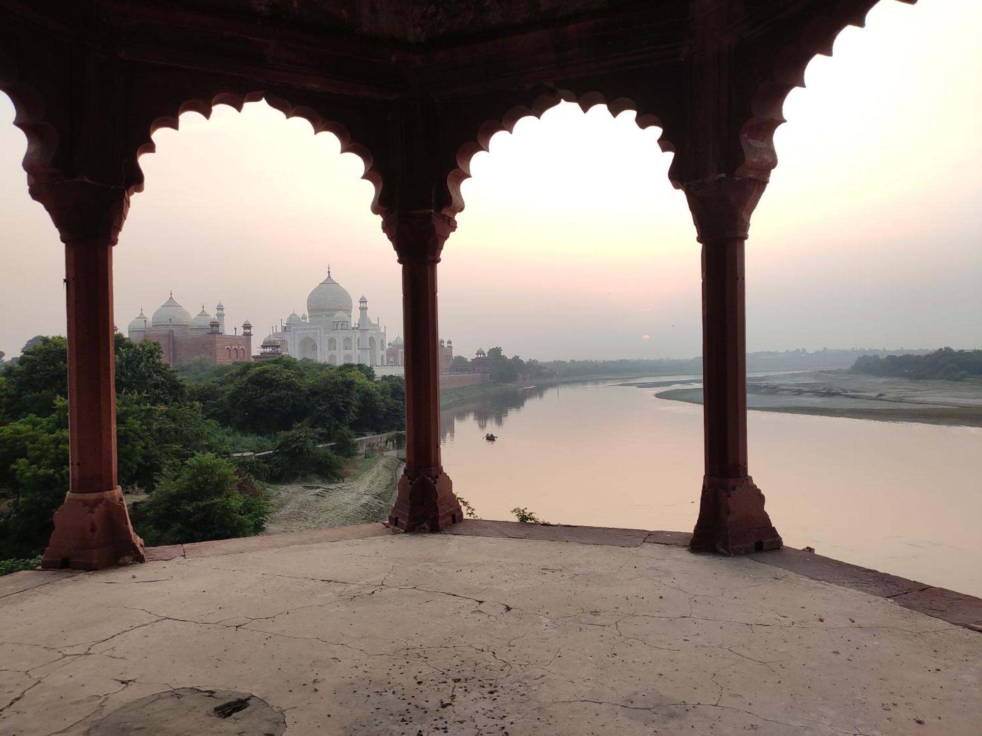 Zigzag Homestay Agra  Extérieur photo